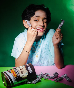 Yummy Chocolate Stick Jaws