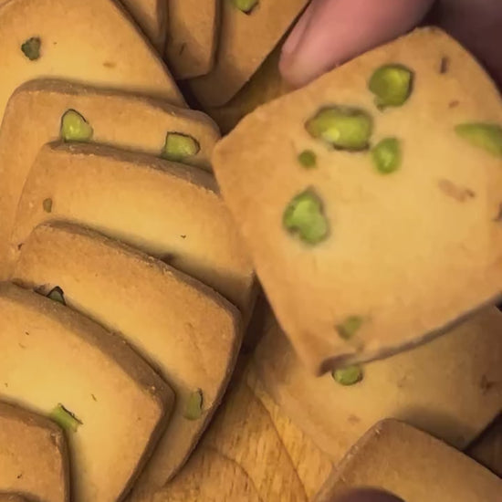 Yummy Eggless Pista Cookies